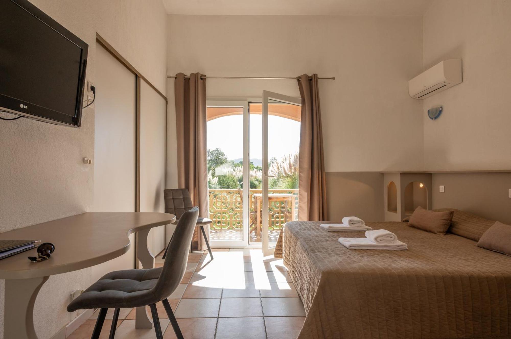 Domaine De Caranella Hotel Porto-Vecchio  Ngoại thất bức ảnh